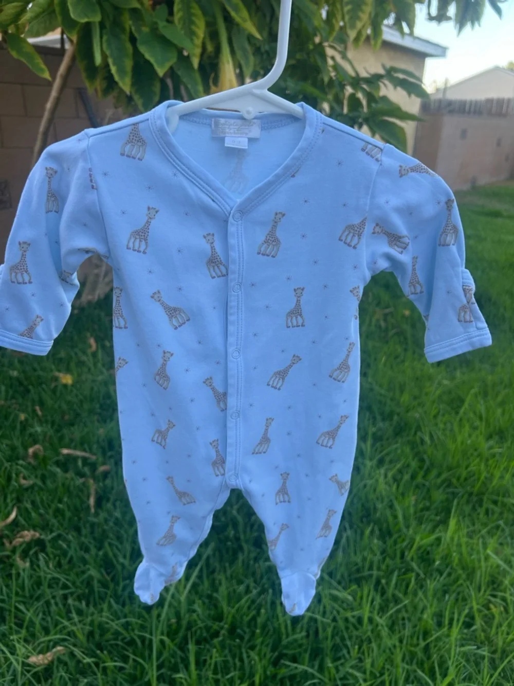 Kissy Kissy Sophie La girafe Light Blue Footed One-Piece with Tan Giraffe Print